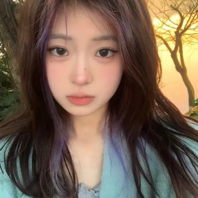 镜内情谜